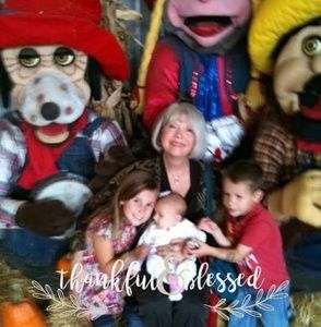 Meet your Posher, Karen